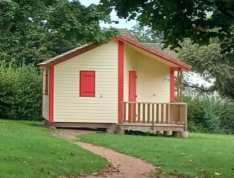 Camping Les Feuilles Chauffailles المظهر الخارجي الصورة