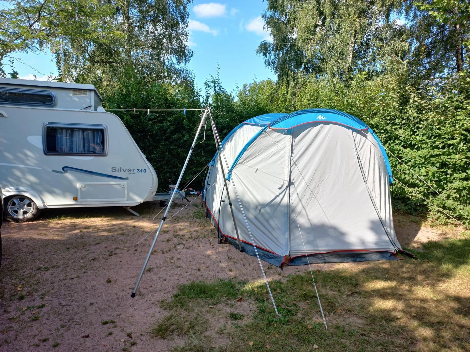 Camping Les Feuilles Chauffailles المظهر الخارجي الصورة