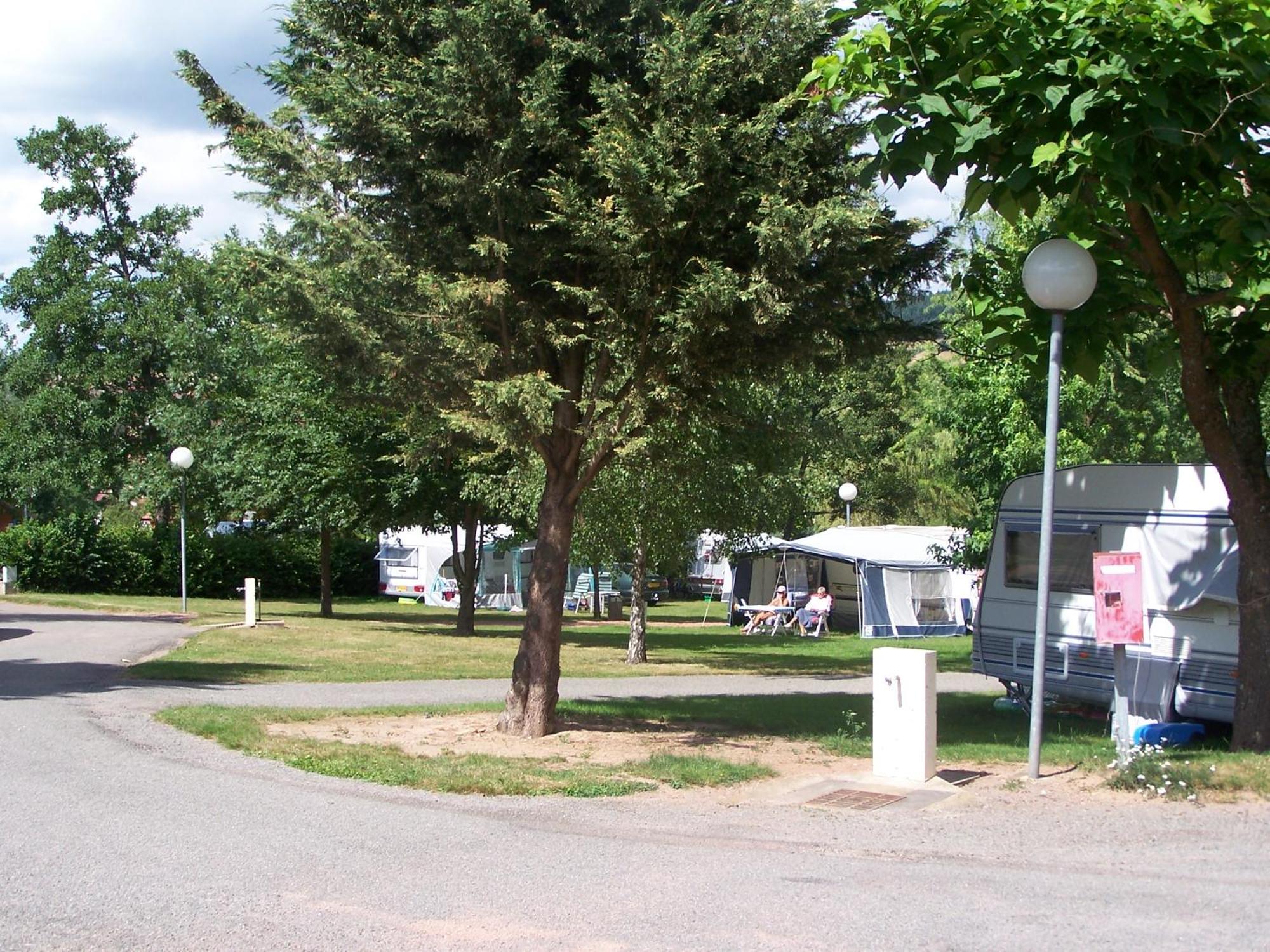 Camping Les Feuilles Chauffailles المظهر الخارجي الصورة